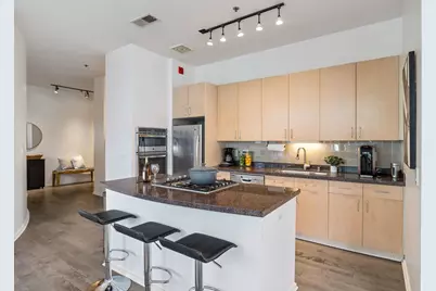 130 S Canal Street #803, Chicago, IL 60606 - Photo 8