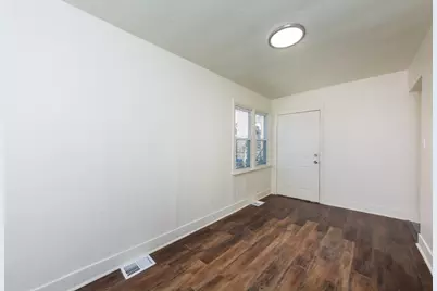 56 W 76th Street, Chicago, IL 60620 - Photo 12
