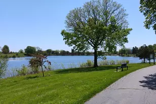 36 Constitution Ct, Vernon Hills, IL 60061 - Photo 24