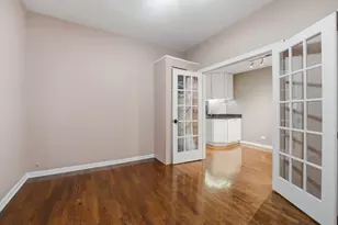 1030 W Byron St, Chicago, IL 60613 - Photo 16