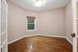 1030 W Byron St, Chicago, IL 60613 - Photo 14