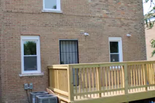 1052 W 111th Pl, Chicago, IL 60643 - Photo 4