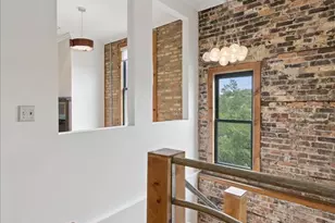 439 N Leavitt St, Chicago, IL 60612 - Photo 2