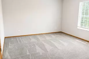 1462 Glen Ellyn Rd, Glendale Heights, IL 60139 - Photo 14
