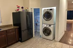 6018 S Eberhart Ave, Chicago, IL 60637 - Photo 8