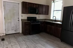 6018 S Eberhart Ave, Chicago, IL 60637 - Photo 22