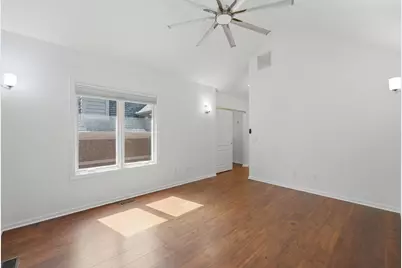 4268 W Harrington Lane, Chicago, IL 60646 - Photo 16