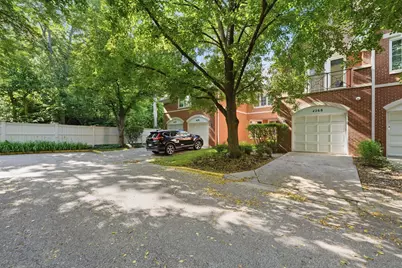 4268 W Harrington Lane, Chicago, IL 60646 - Photo 34