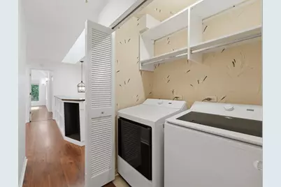 4268 W Harrington Lane, Chicago, IL 60646 - Photo 24