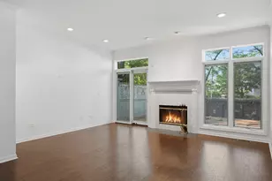 4268 W Harrington Ln, Chicago, IL 60646 - Photo 4