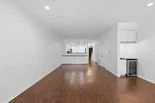 4268 W Harrington Ln, Chicago, IL 60646 - Photo 6