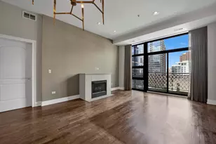 101 W Superior St, Chicago, IL 60654 - Photo 20