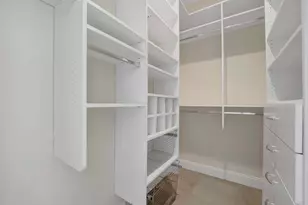 101 W Superior St, Chicago, IL 60654 - Photo 14