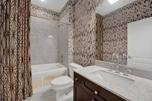 101 W Superior St, Chicago, IL 60654 - Photo 8
