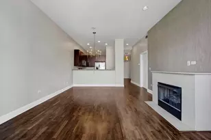 101 W Superior St, Chicago, IL 60654 - Photo 22