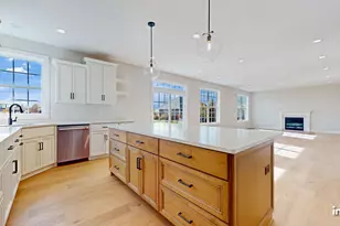 24524 W Isabel Ln, Shorewood, IL 60404 - Photo 18