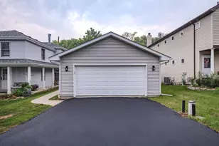 23773 N Quentin Rd, Kildeer, IL 60047 - Photo 2