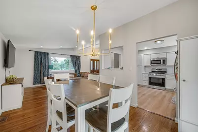 961 N Midlothian Road, Mundelein, IL 60060 - Photo 8