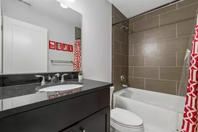 2813 S Grove Street, Chicago, IL 60608 - Photo 24