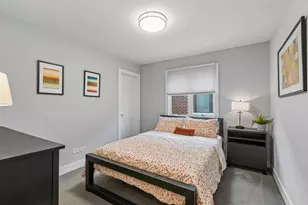 2813 S Grove St, Chicago, IL 60608 - Photo 18