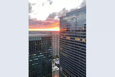 300 N State Street #5903, Chicago, IL 60654 - Photo 14