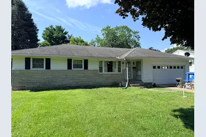 879 E Honeywell Avenue, Hoopeston, IL 60942 - Photo 1
