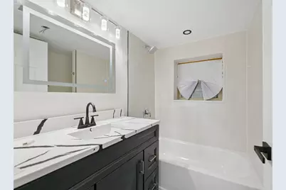 5218 W 55th Street, Chicago, IL 60638 - Photo 20