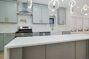 5218 W 55th St, Chicago, IL 60638 - Photo 10