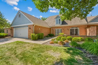 5615 Chesapeake Drive #5615, McHenry, IL 60050 - Photo 1