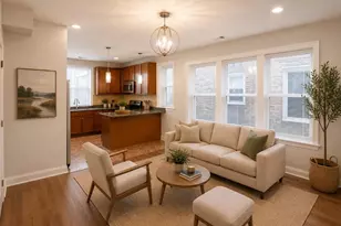 7209 N Damen Ave, Chicago, IL 60645 - Photo 4
