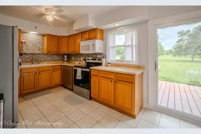108 Shirley Avenue, Rochelle, IL 61068 - Photo 8
