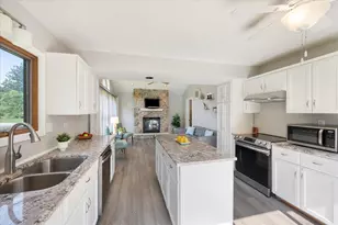 16W661 White Pine Rd, Bensenville, IL 60106 - Photo 14