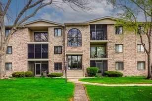 4926 134th St, Crestwood, IL 60418 - Photo 2