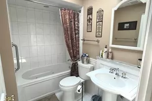 [Address not provided], Third Lake, IL 60030 - Photo 16
