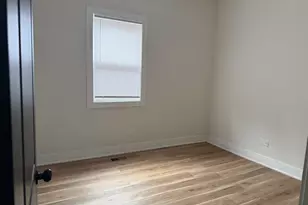 7525 S Ellis Ave, Chicago, IL 60619 - Photo 6