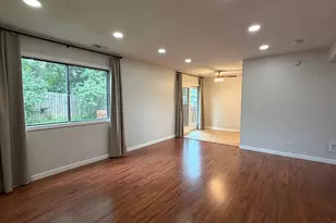 2192 Wildwood Ln, Hanover Park, IL 60133 - Photo 2