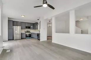 601 W Kristina Ln, Round Lake, IL 60073 - Photo 16