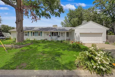 901 E Adams Street, Washington, IL 61571 - Photo 1