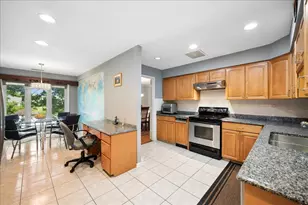3741 Mission Hills Rd, Northbrook, IL 60062 - Photo 12