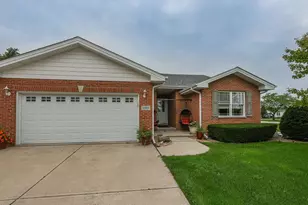 1385 N Westshore Blvd, Manteno, IL 60950 - Photo 1