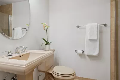 25 E Superior Street #3903, Chicago, IL 60611 - Photo 24