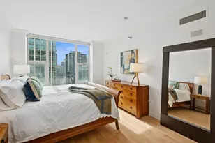 25 E Superior St, Chicago, IL 60611 - Photo 18