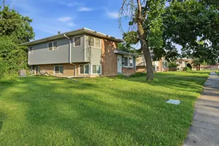 106 Well St, Park Forest, IL 60466 - Photo 32