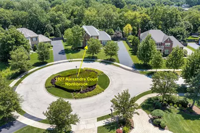 1927 Alexandra Court, Northbrook, IL 60062 - Photo 2