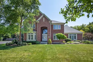 1927 Alexandra Ct, Northbrook, IL 60062 - Photo 1