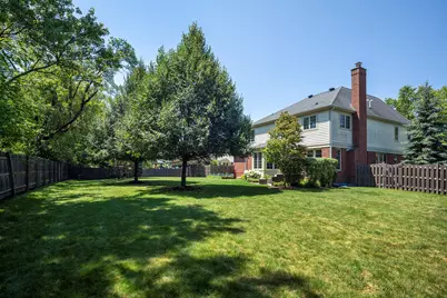1927 Alexandra Court, Northbrook, IL 60062 - Photo 6