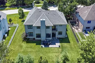 2204 Dehne Rd, Northbrook, IL 60062 - Photo 2
