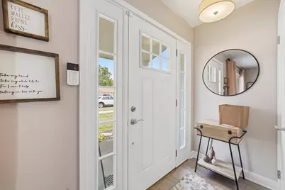 683 Sandy Lane, Des Plaines, IL 60016 - Photo 10