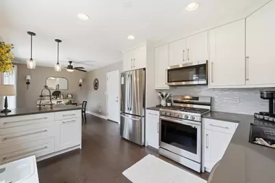 683 Sandy Lane, Des Plaines, IL 60016 - Photo 16