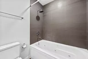 6 N Michigan Ave, Chicago, IL 60602 - Photo 20